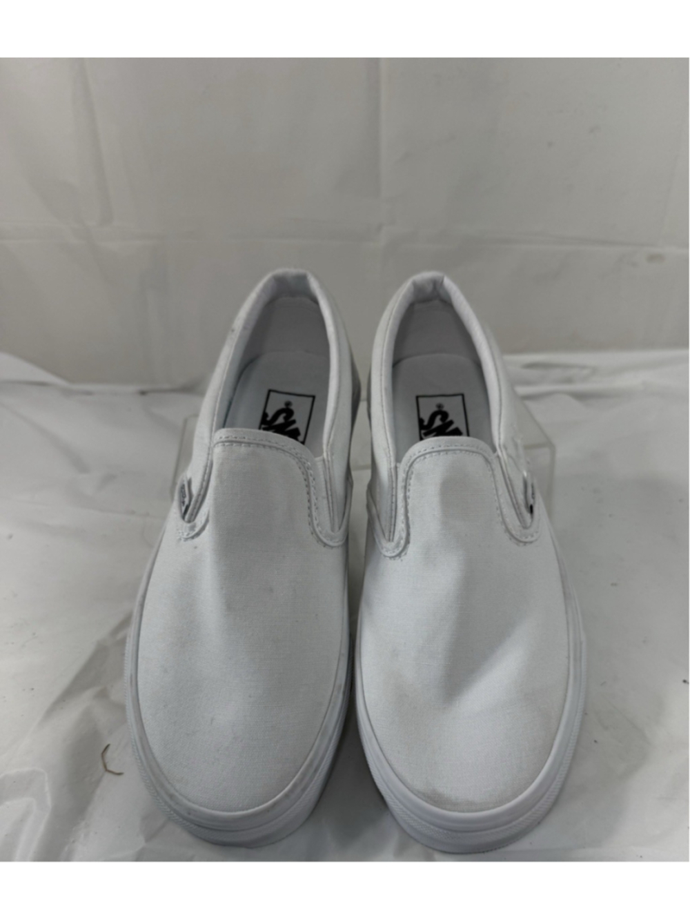Vans Women’s Slip-On Classic Skate Sneakers 500714 White/White Size 7M